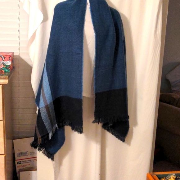 Denim Looking Wrap - Picture 1 of 3